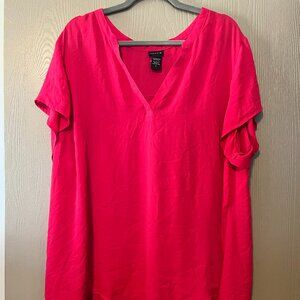 Torrid Short Sleeve V-Neck Blouse – Size 2X - Like New